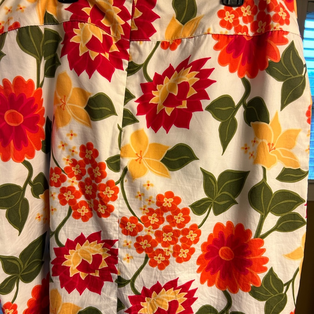 Ladies Skirt